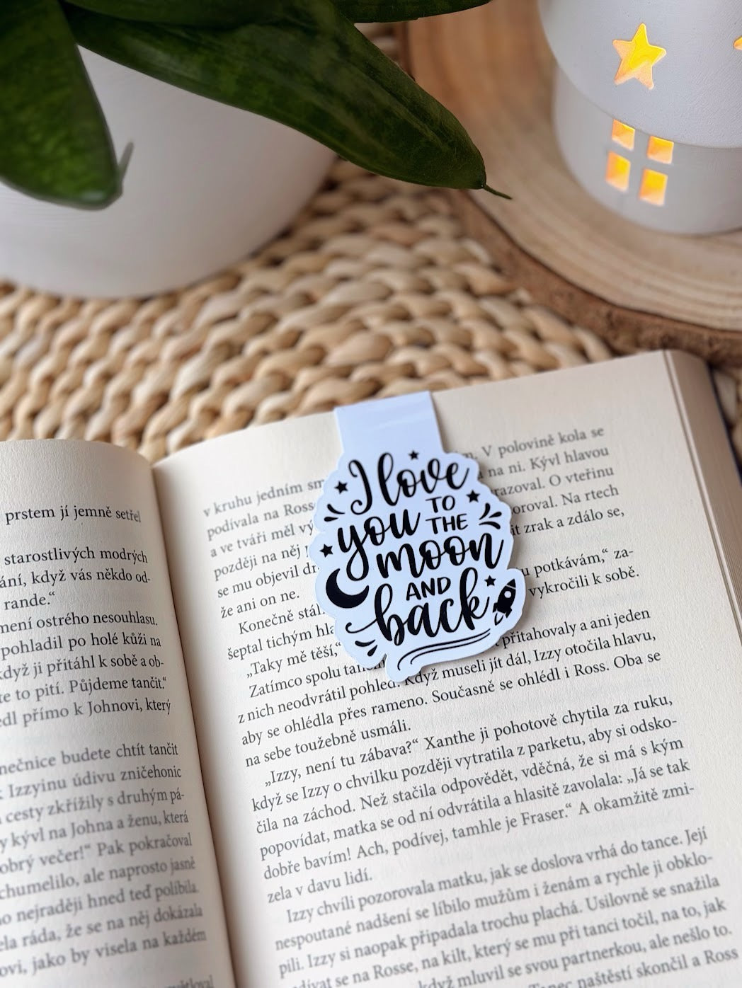 Magnetická záložka - I love you to the moon and back